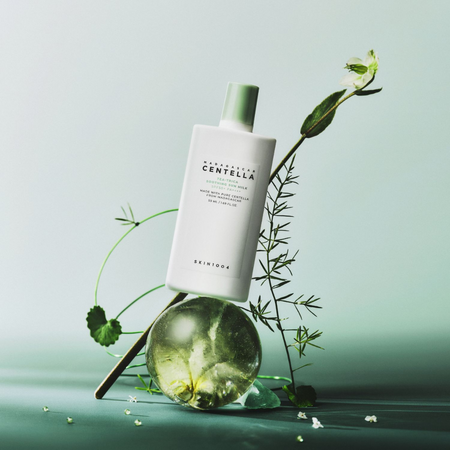 SKIN1004 - Madagascar Centella Tea-Trica Soothing Sun Milk SPF50+ PA++++ - 50ml - Lekki Krem z Filtrem Dla Cery Trądzikowej